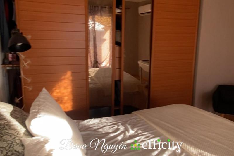 Villa - 176 m² - 8 pièces