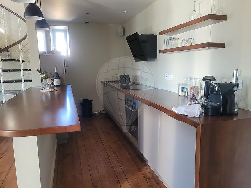 Appartement - 77 m² - 2 pièces