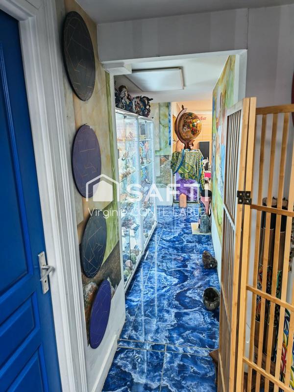 Local commercial - 215 m² - 5 pièces