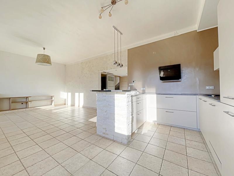 Appartement - 133 m² - 4 pièces