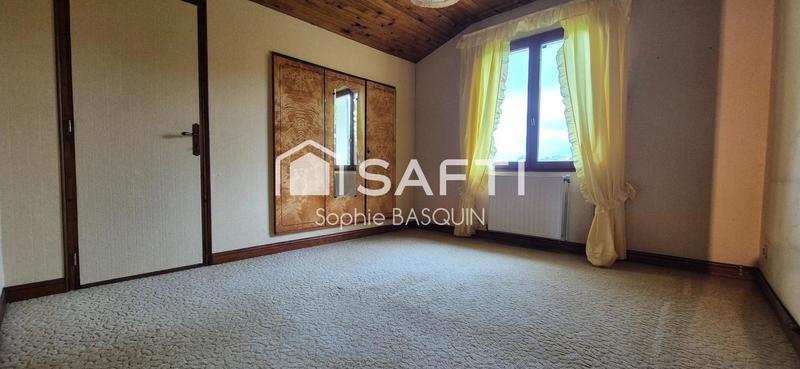 Maison - 210 m² - 8 pièces