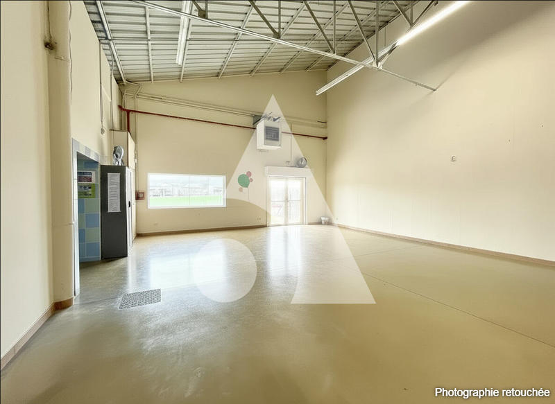 Local commercial - 405 m²