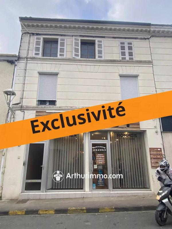 Immeuble - 146 m² - 6 pièces