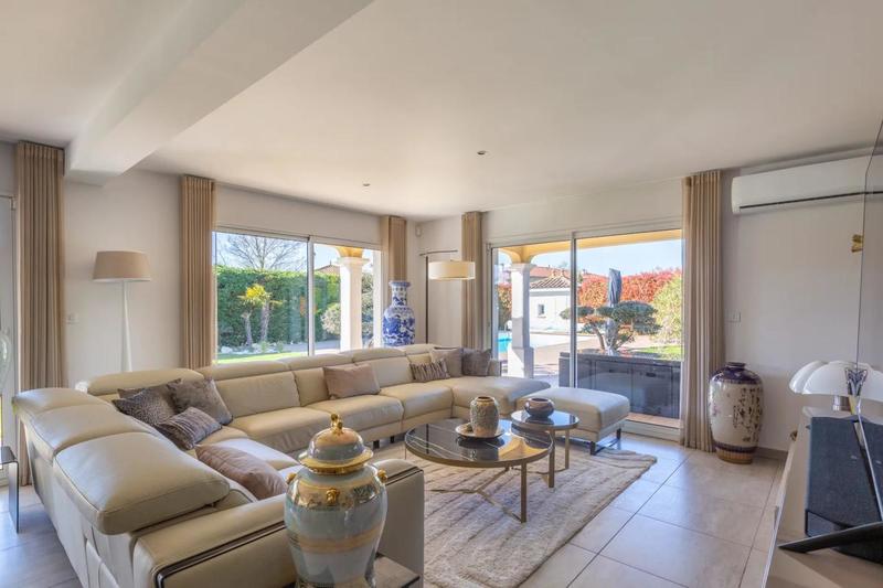 Maison - 176 m² - 5 pièces