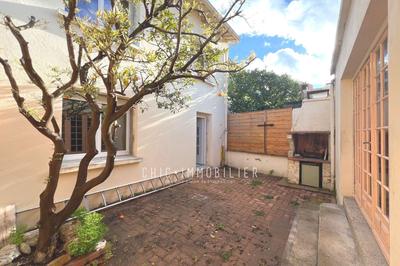 Maison de ville - 90 m² - 5 pièces