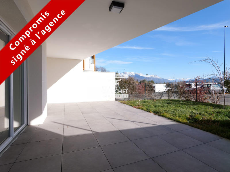 Appartement - 79 m² - 4 pièces