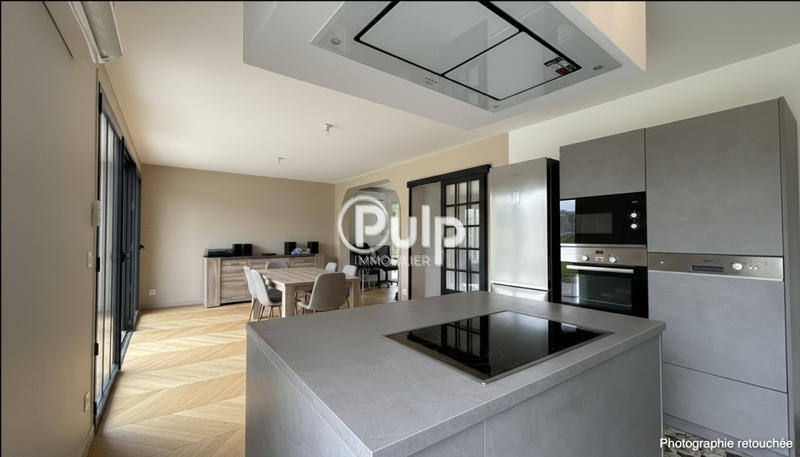 Maison - 104 m² - 7 pièces