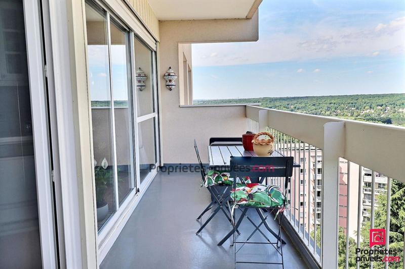 Appartement - 77 m² - 4 pièces