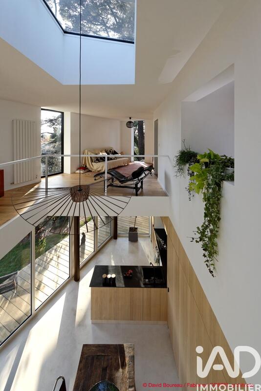 Maison de maîtres - 210 m² - 9 pièces