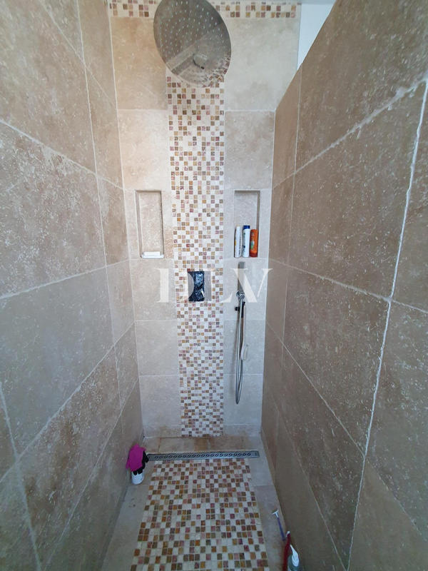 Appartement - 94 m² - 3 pièces