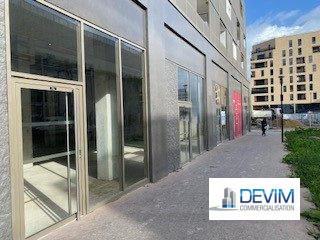 Local commercial - 112 m²