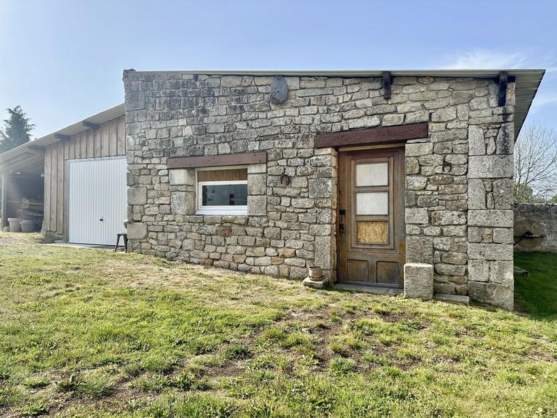 Maison - 85 m² - 5 pièces