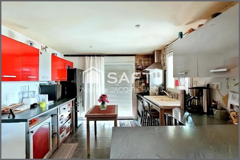 Maison - 111 m² - 5 pièces