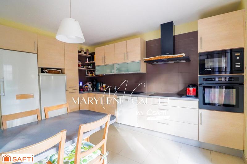 Maison - 149 m² - 7 pièces
