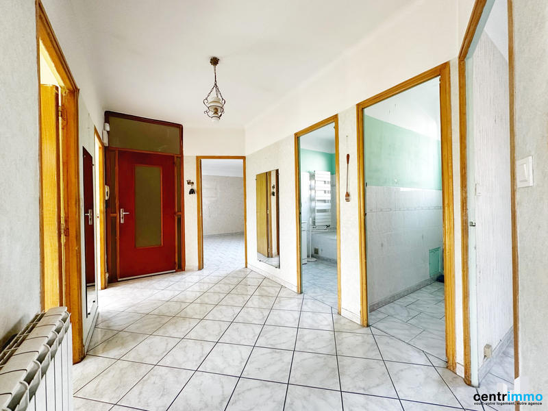 Maison - 140 m² - 6 pièces