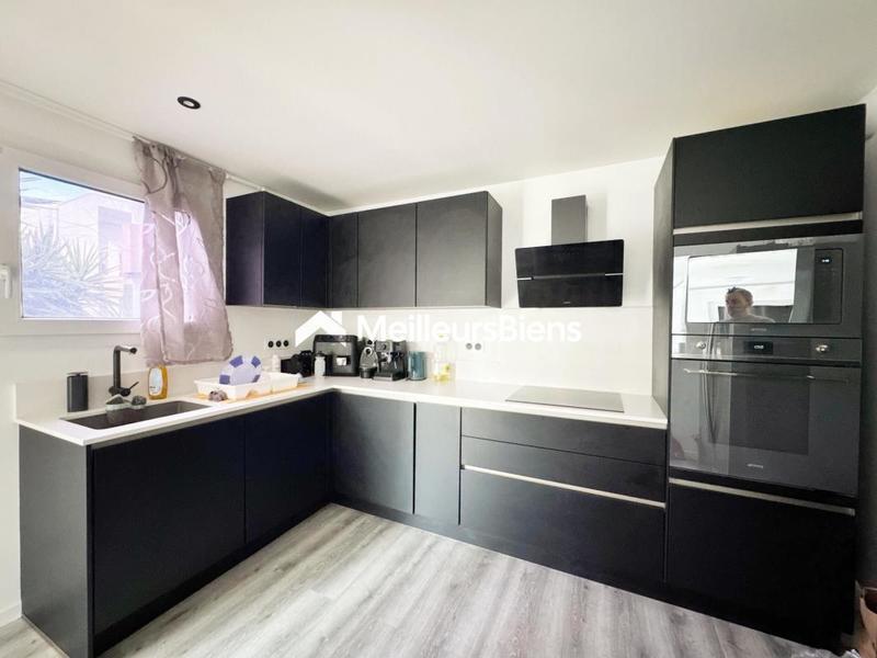 Appartement ancien - 80 m² - 4 pièces