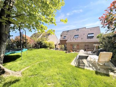 Maison - 150 m² - 7 pièces