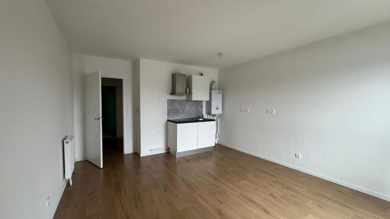 Studio - 28 m² - 2 pièces