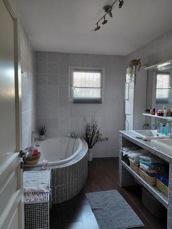 Maison - 115 m² - 4 pièces