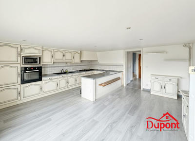 Maison - 106 m² - 5 pièces