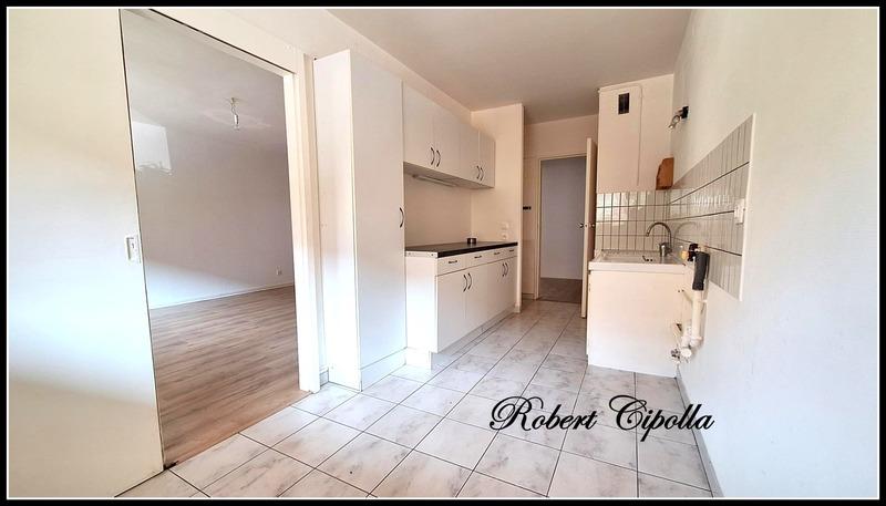 Appartement - 79 m² - 3 pièces