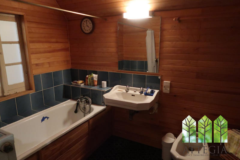 Maison - 160 m² - 7 pièces