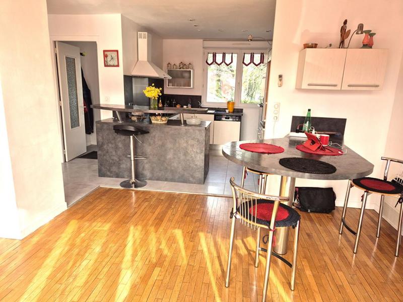 Maison - 146 m² - 7 pièces