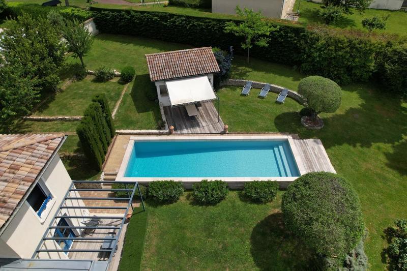 Maison - 200 m² - 5 pièces