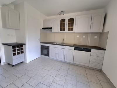 Maison - 93 m² - 5 pièces