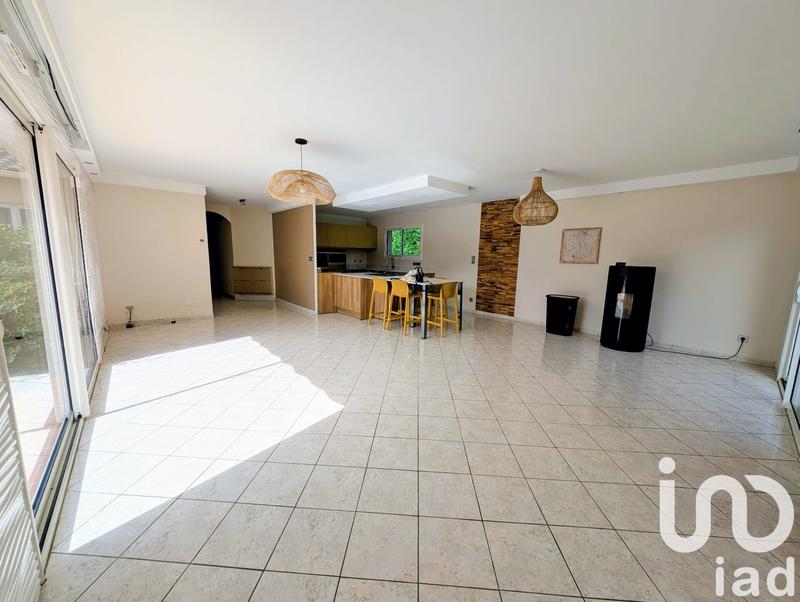 Maison - 161 m² - 6 pièces