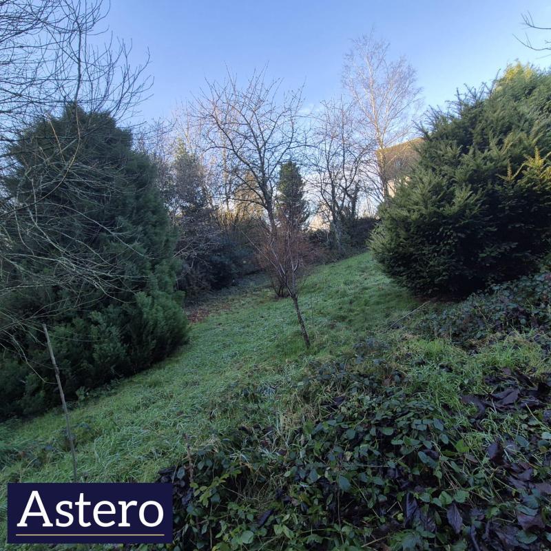 Terrain constructible - 815 m²