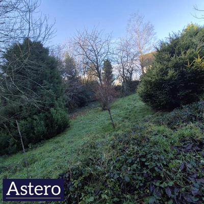 Terrain constructible - 815 m²