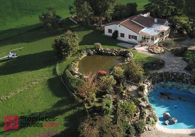 Maison - 308 m² - 8 pièces