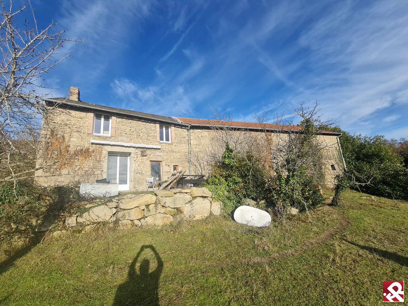 Maison ancienne - 95 m² - 3 pièces