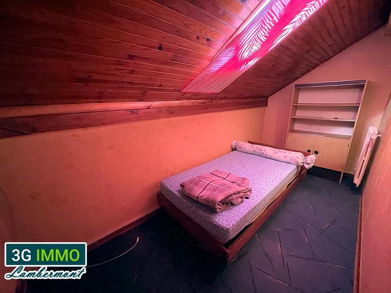 Maison - 70 m² - 8 pièces