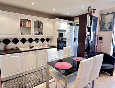 Appartement - 55 m² - 3 pièces