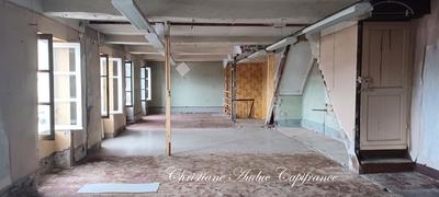 Local commercial - 168 m² - 2 pièces