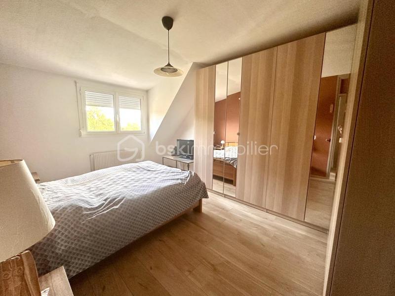 Maison - 93 m² - 5 pièces