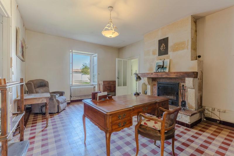 Château - 430 m² - 11 pièces