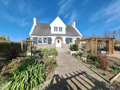 Maison - 124 m² - 6 pièces