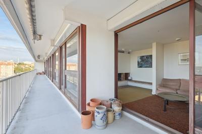 Appartement - 208 m² - 9 pièces