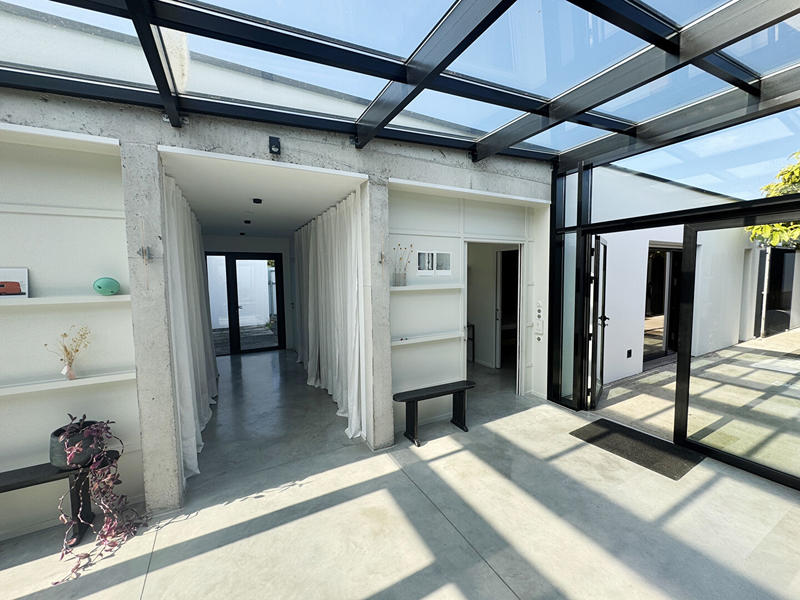 Maison - 215 m² - 7 pièces