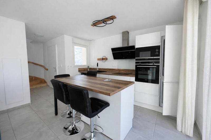 Maison - 65 m² - 3 pièces