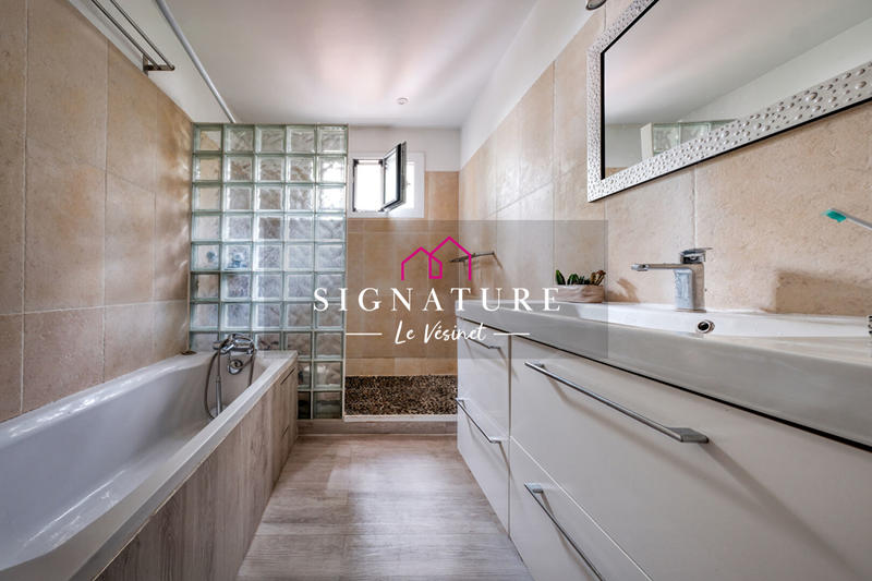 Appartement - 101 m² - 4 pièces