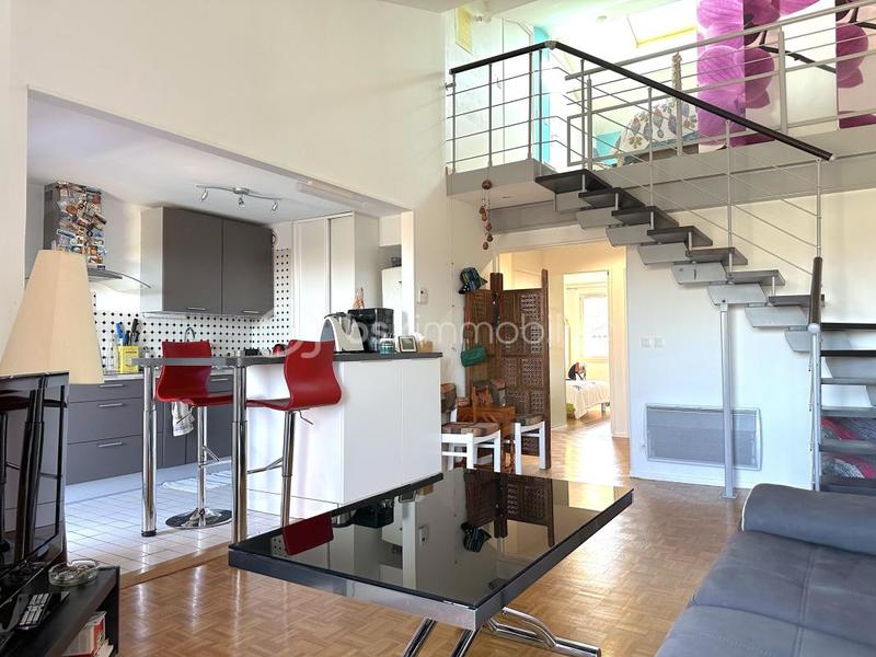 Duplex - 76 m² - 4 pièces