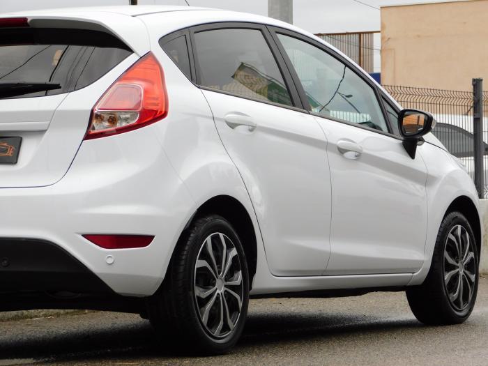 Ford Fiesta 1.0 Ecoboost 100ch Stop&amp;Start White 5p