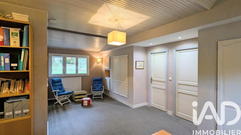 Maison - 188 m² - 8 pièces