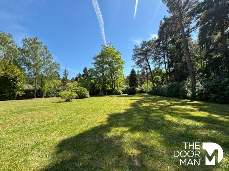 Maison - 350 m² - 15 pièces