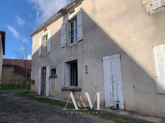 Maison de village - 129 m² - 6 pièces
