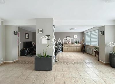 Maison - 110 m² - 6 pièces